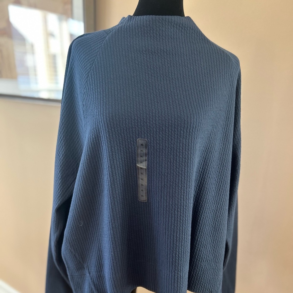 Calia Women’s XXL golf top in slate blue with matching large skirt, NWOT